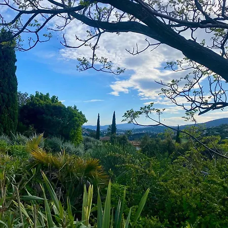 Nichée Sur Golf&piscine Hébergement de vacances