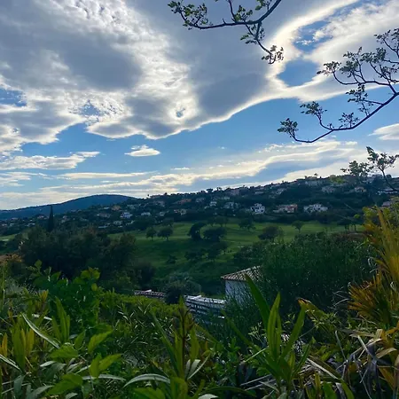 Holiday home Nichee Sur Golf & Piscine *