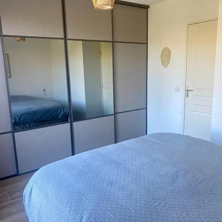 Holiday home Nichee Sur Golf & Piscine