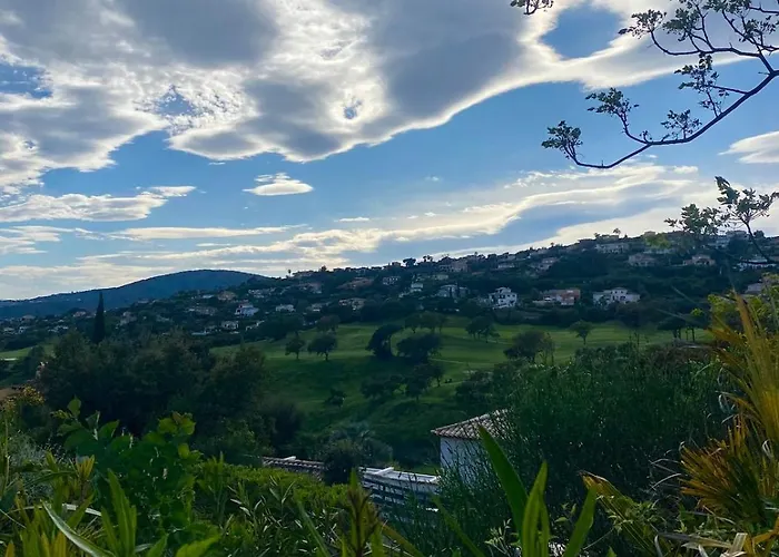 Casa de Férias Nichee Sur Golf & Piscine *