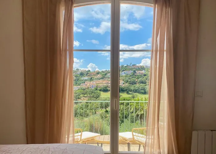 Holiday home Nichee Sur Golf & Piscine Sainte-Maxime