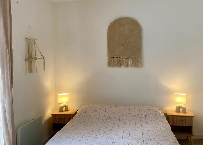 Nichee Sur Golf & Piscine Holiday home *